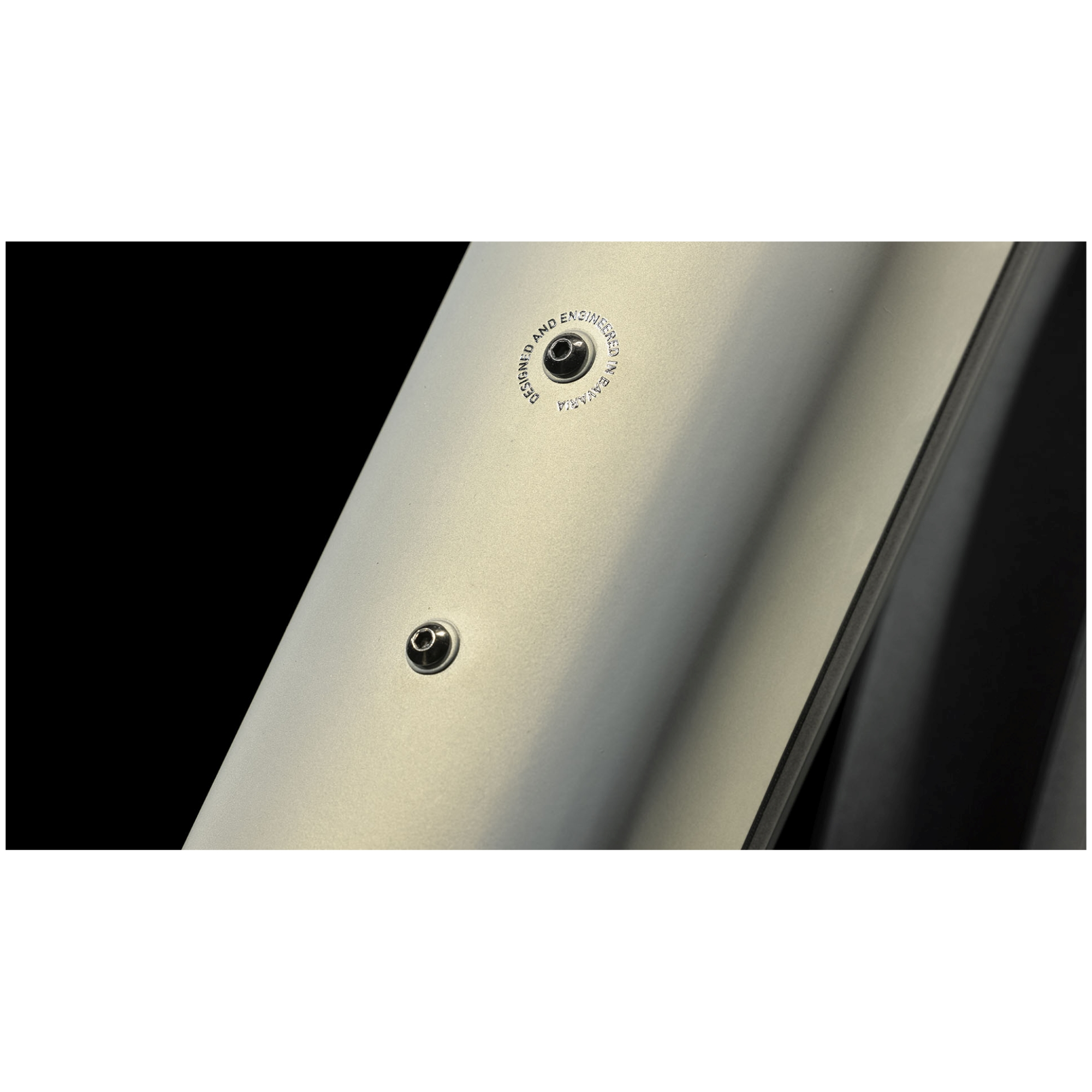 Touring Hybrid Pro 625 pearlysilver´n´black