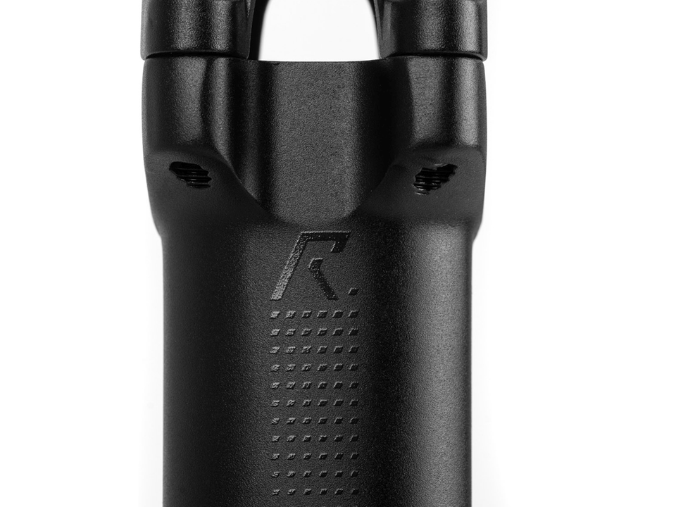 RFR Cube erhöhter verstellbarer Vorbau PRO black – Detail 1