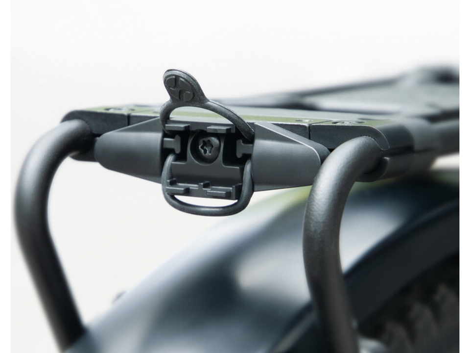 SKS Germany INFINITY UNIVERSAL REARLIGHT Schwarz – Detail 2