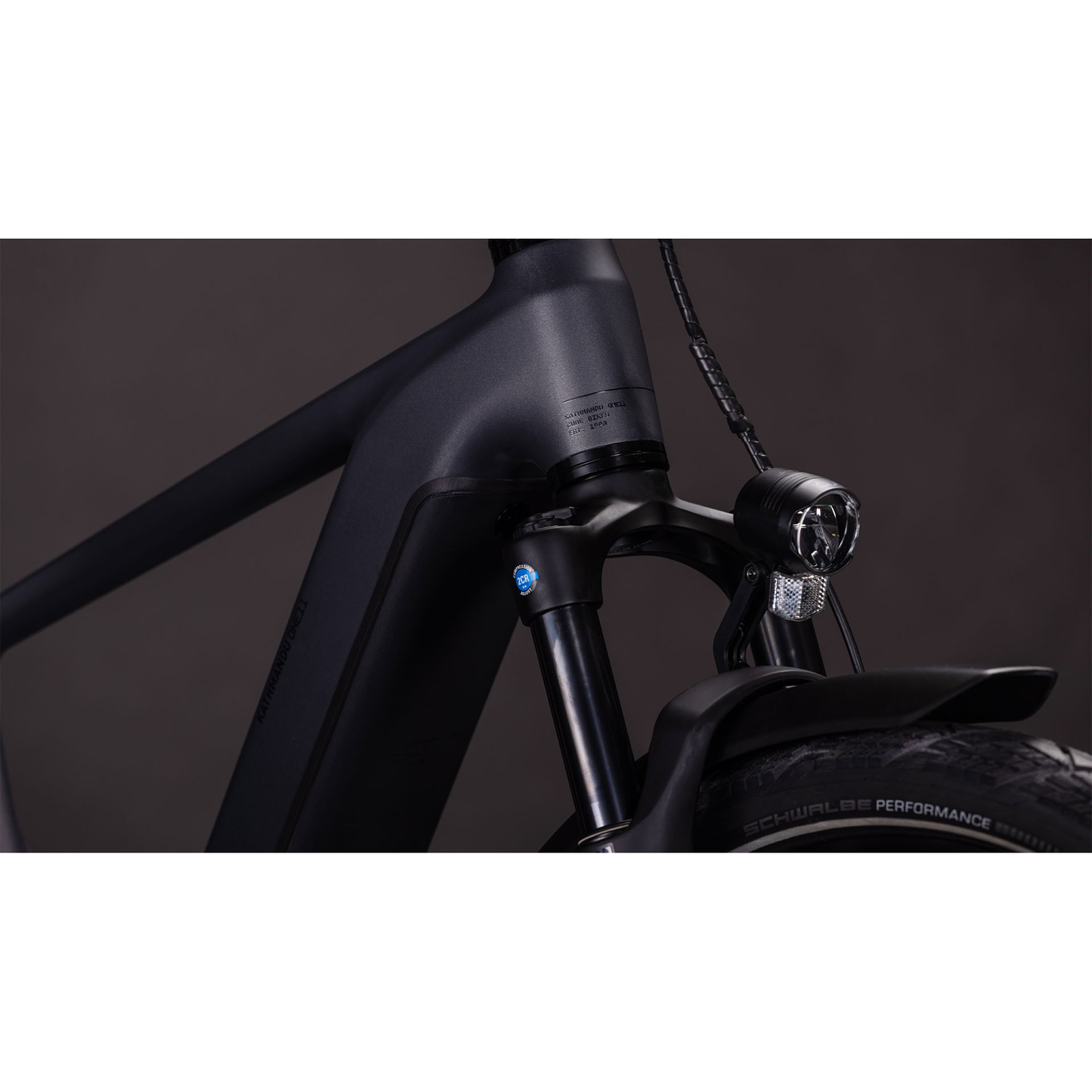 Kathmandu Hybrid ONE11 HPC Pro 800