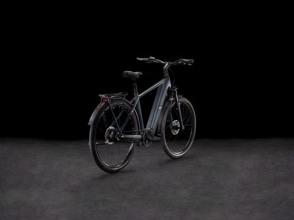 Cube Kathmandu Hybrid Comfort Pro 800 night´n´chrome – Detail 1