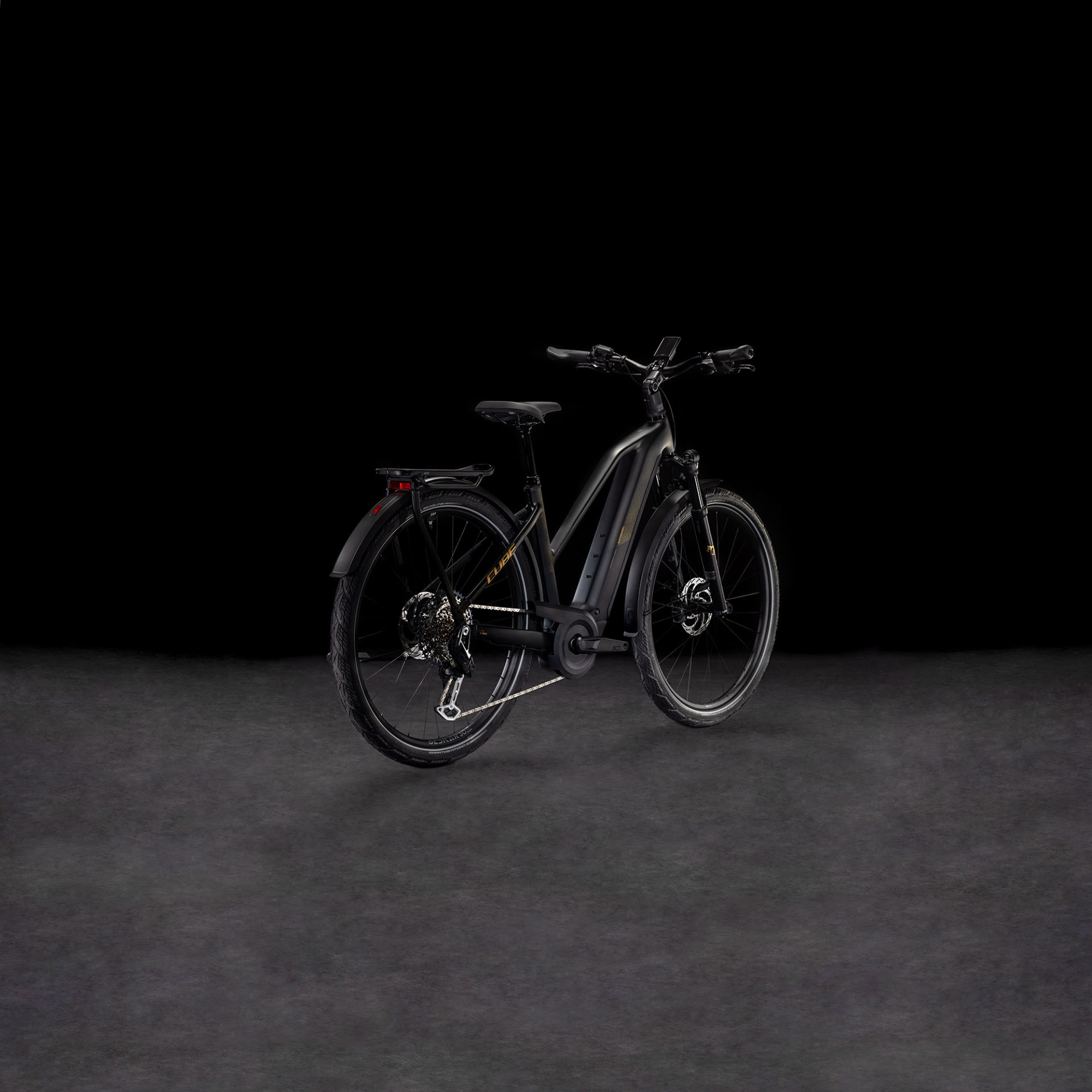 Kathmandu Hybrid SLT 800 golddust´n´black