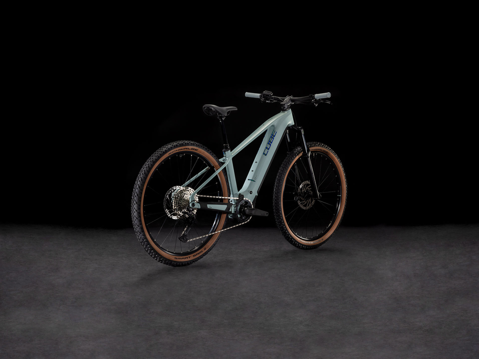 Cube Reaction Hybrid Race 800 desertgreen´n´prism – Detail 1