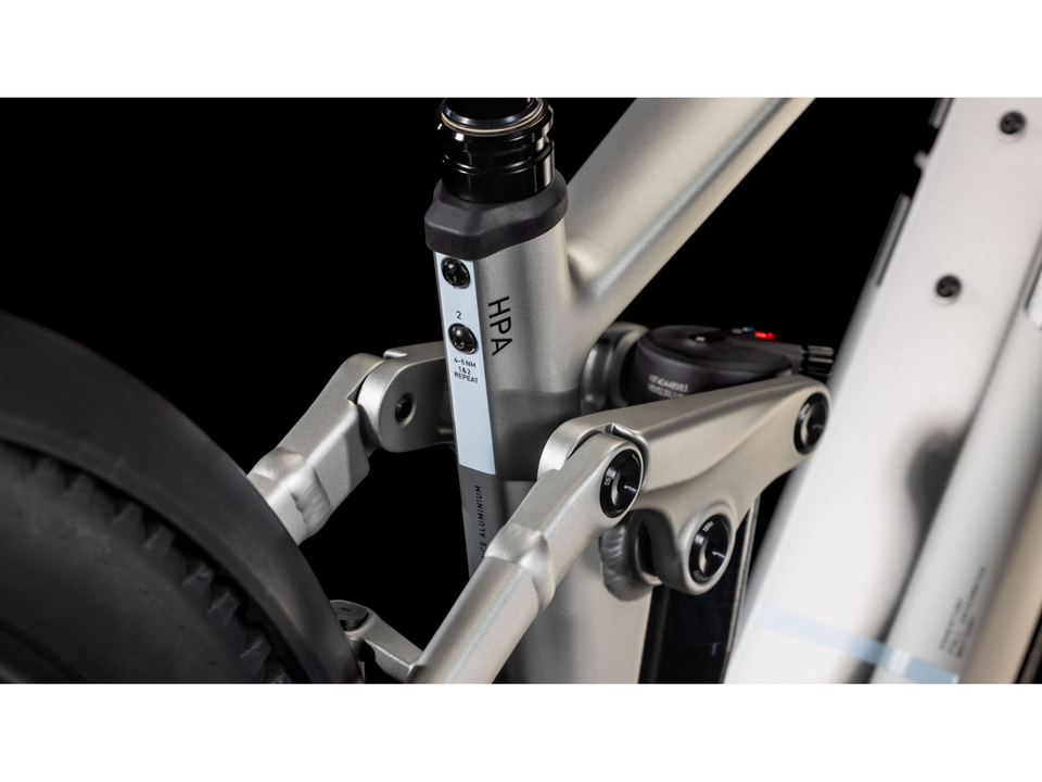 Cube Stereo Hyb. ONE22 Race 800 Allroad silver´n´black – Detail 2