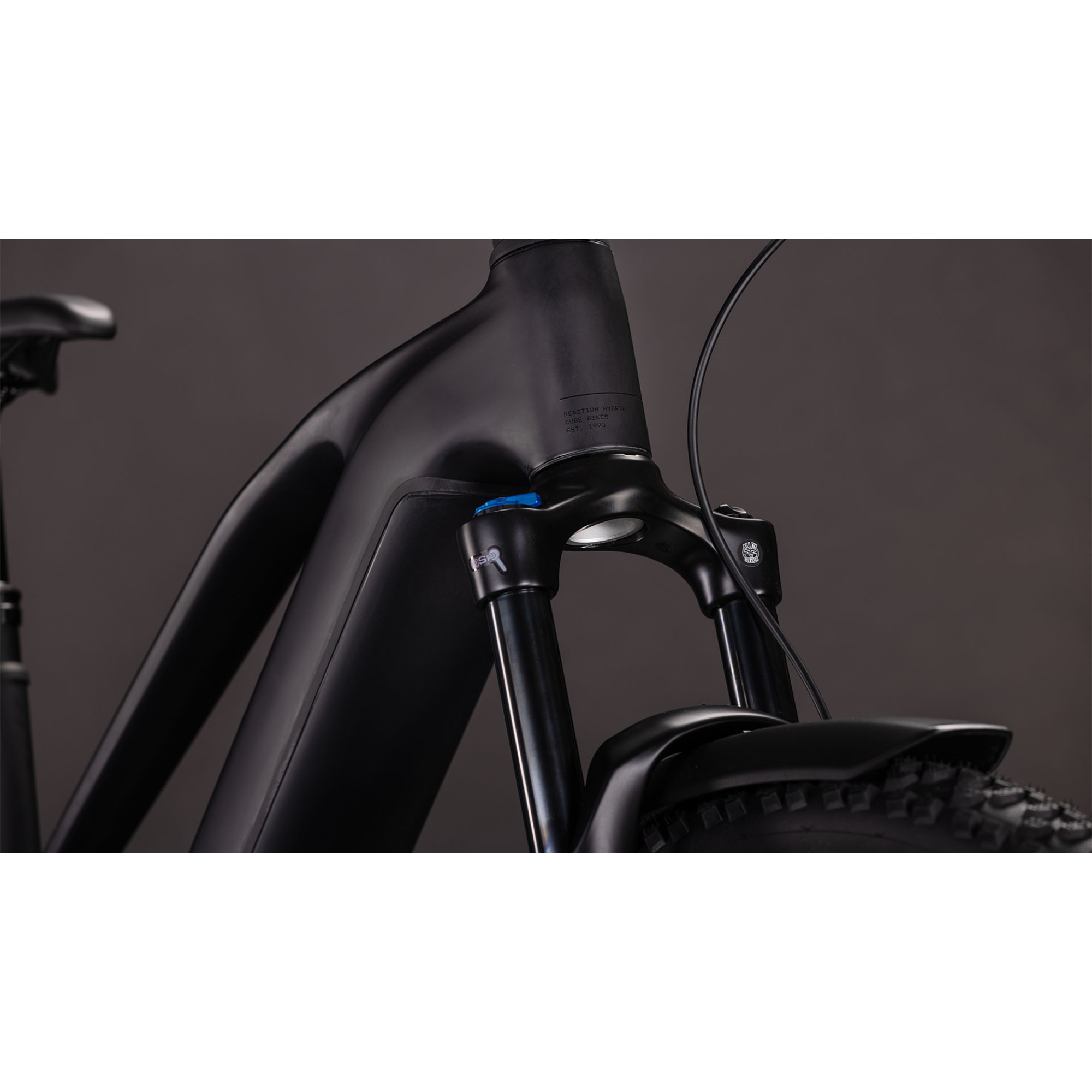 Reaction Hybrid Pro 800 FE
