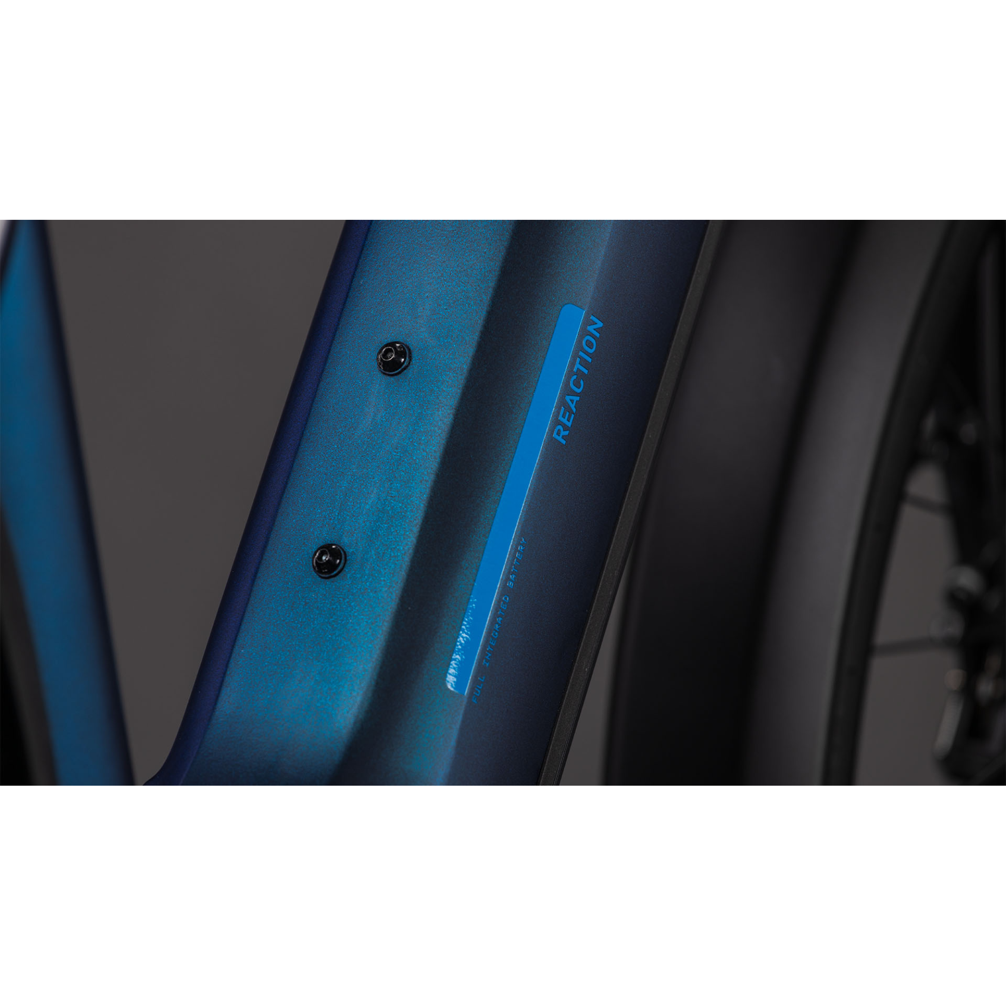 Reaction Hybrid Pro 800 FE