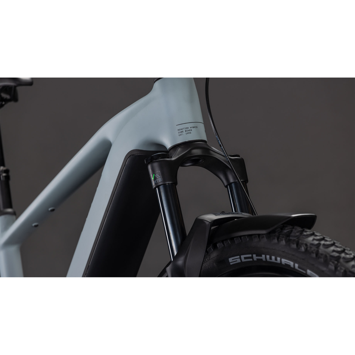 Reaction Hybrid Race 800 FE