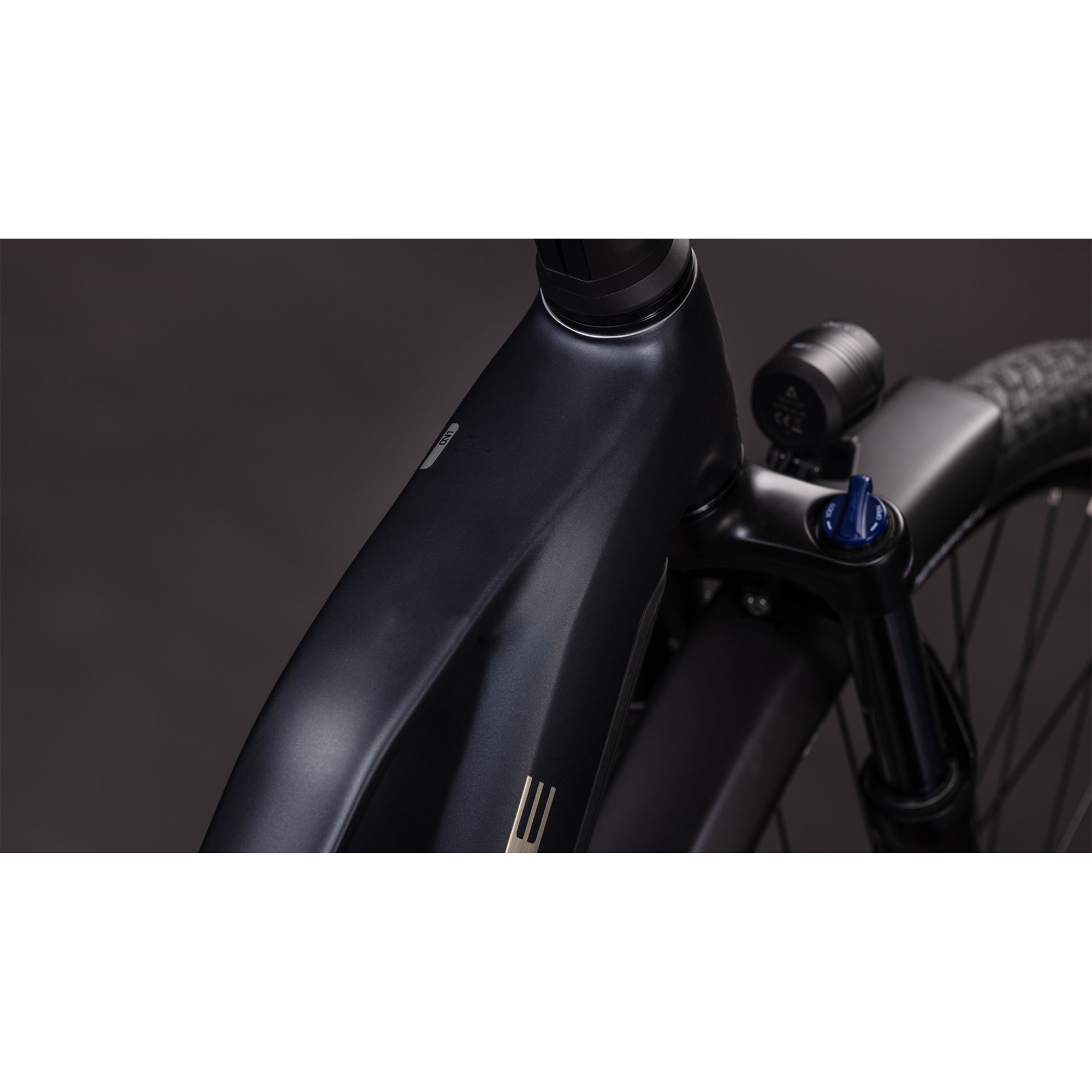 Touring Hybrid ONE 600