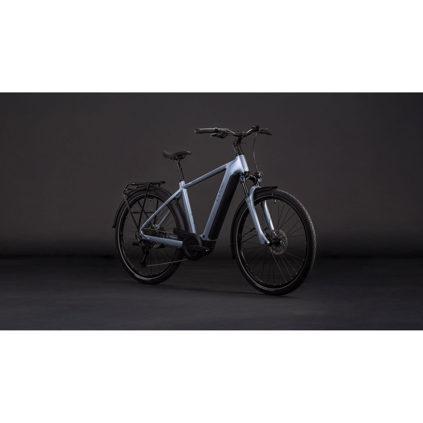 Touring Hybrid Pro 800