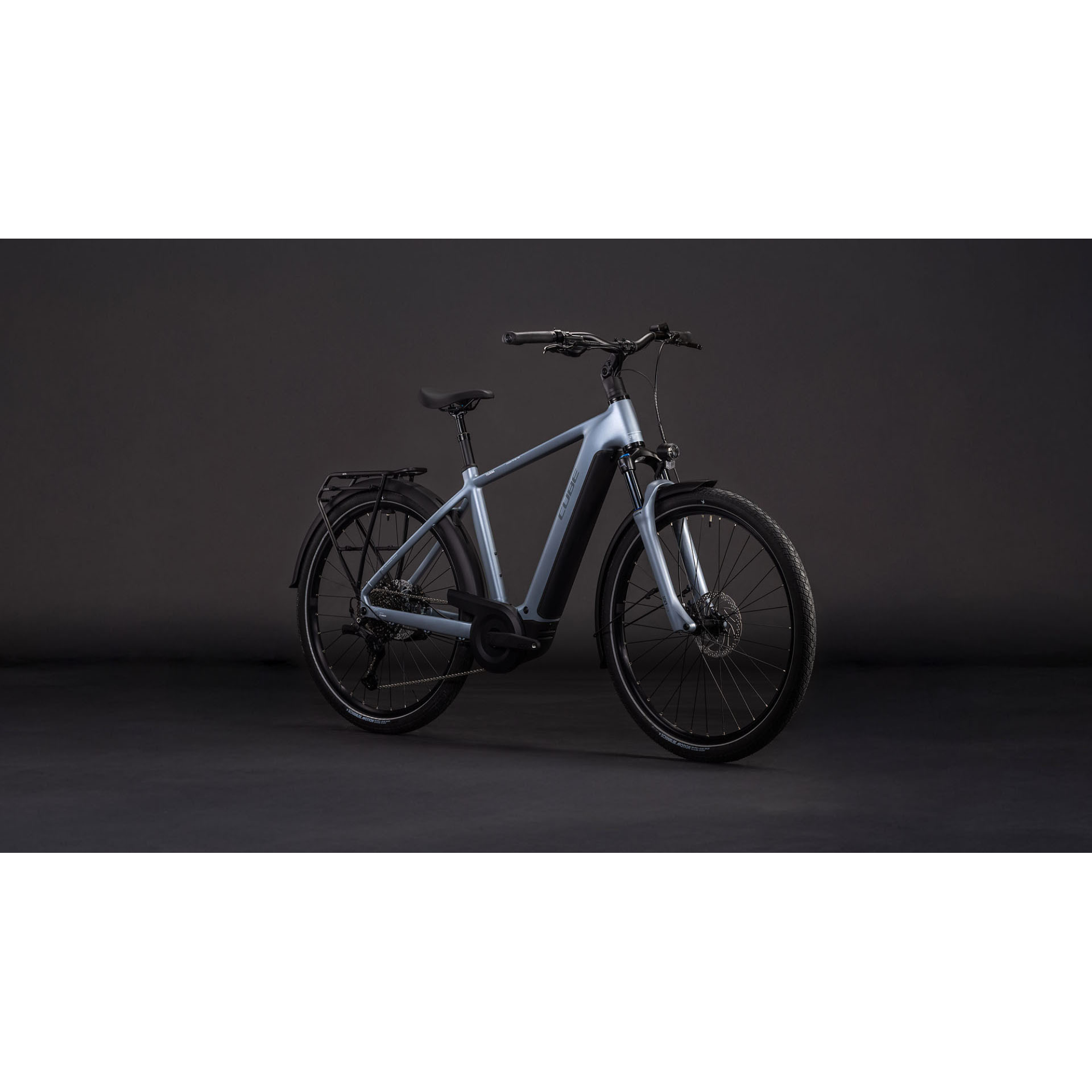 Touring Hybrid Pro 800