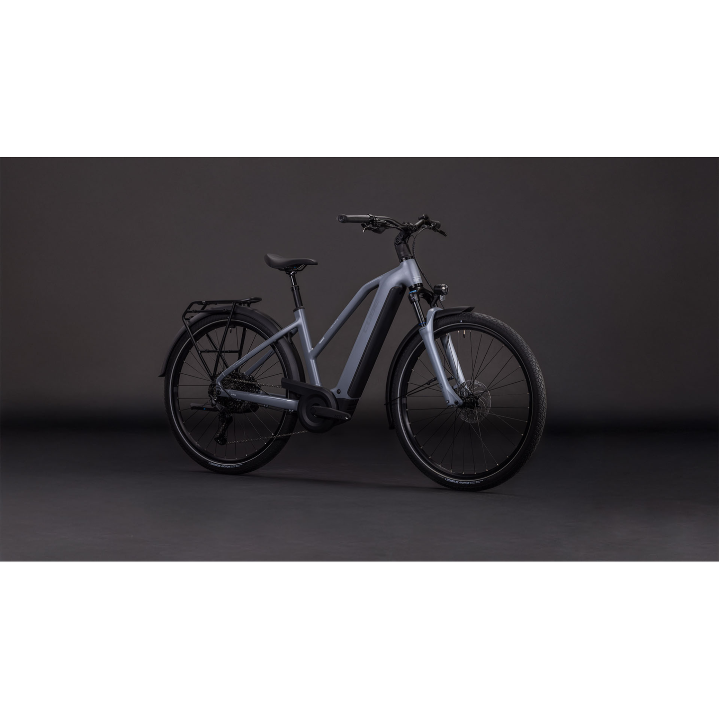 Touring Hybrid Pro 800