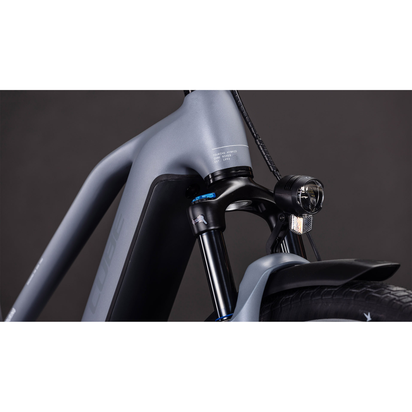 Touring Hybrid Pro 800