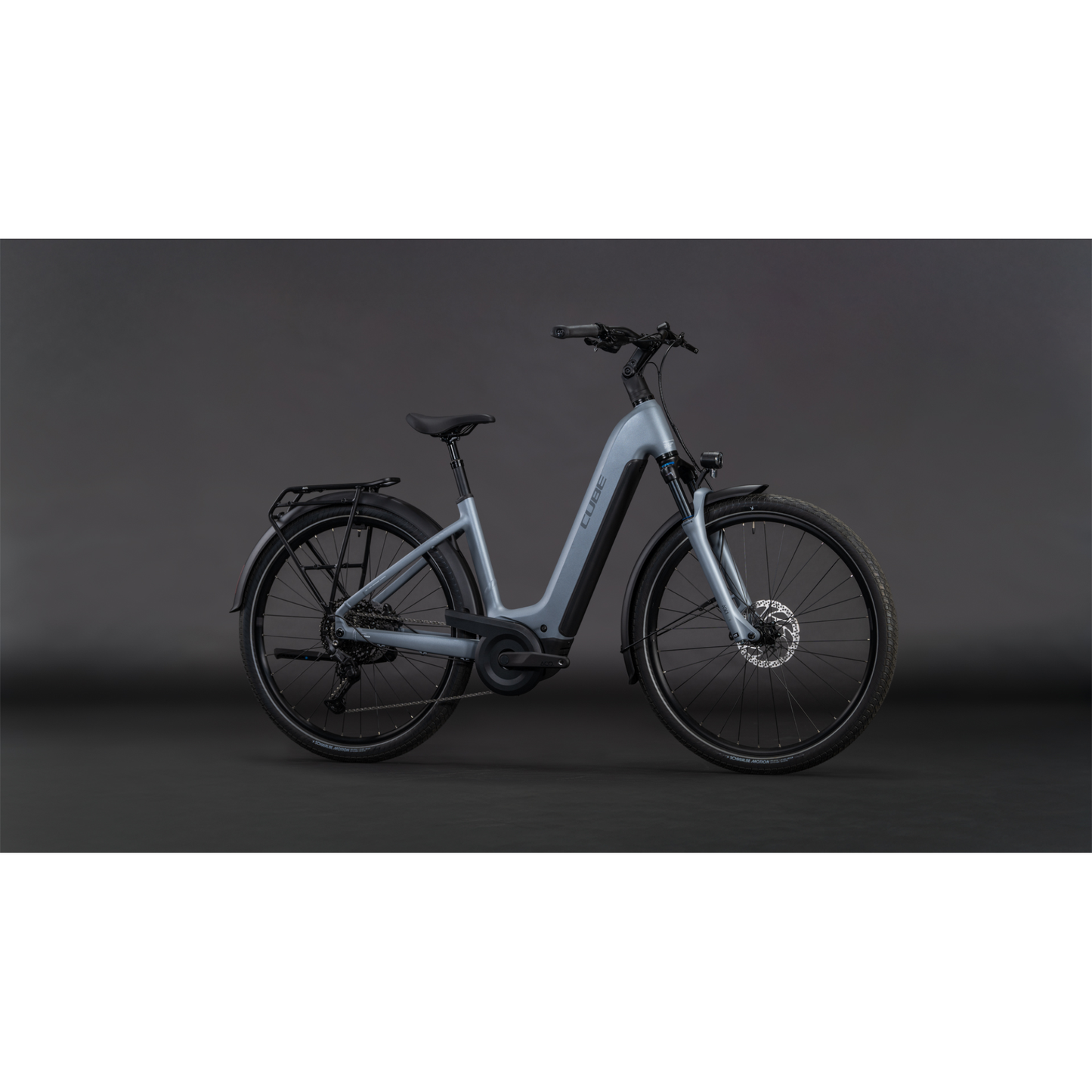 Touring Hybrid Pro 800