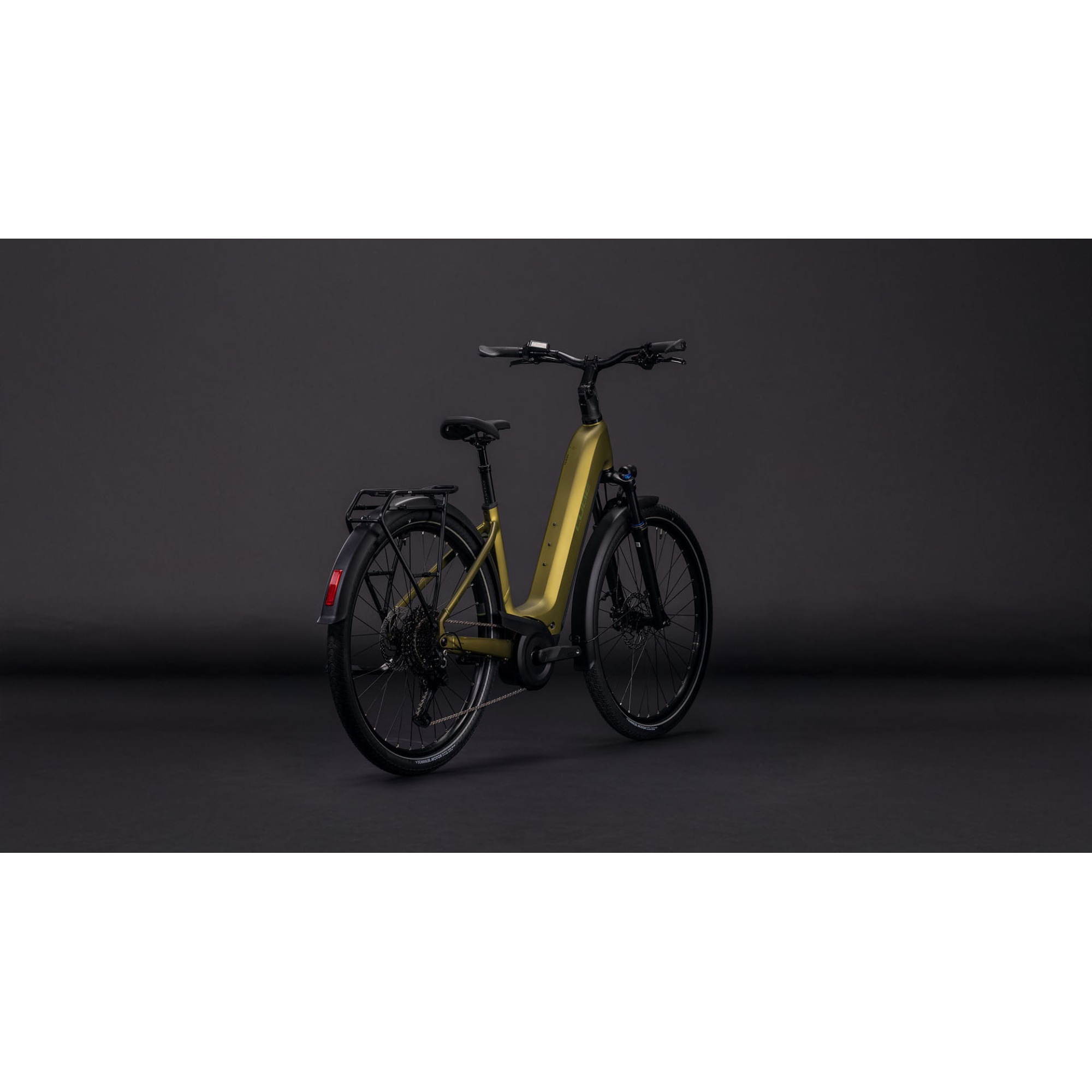 Touring Hybrid Pro 800