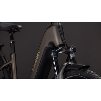 Touring Hybrid Comfort SLX 800
