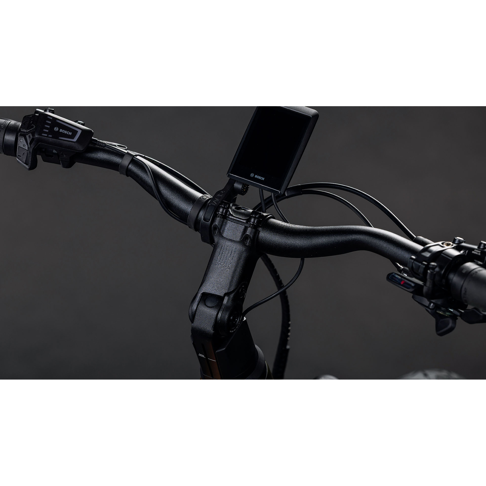 Kathmandu Hybrid Pro 800