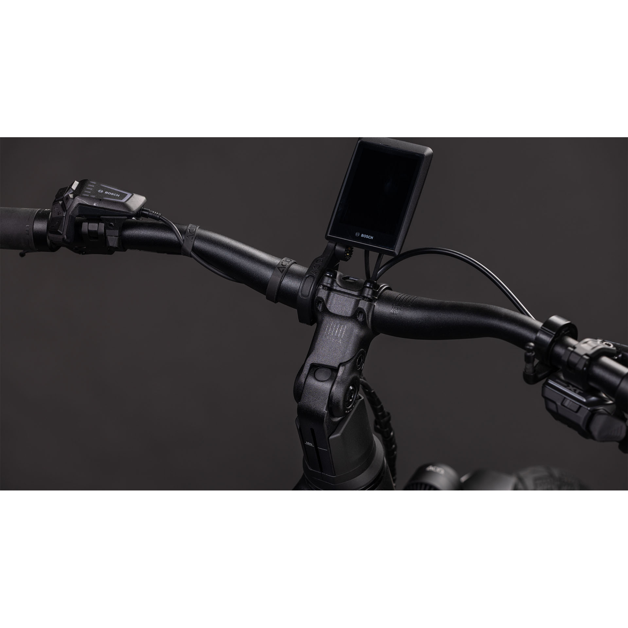 Kathmandu Hybrid SLX 800