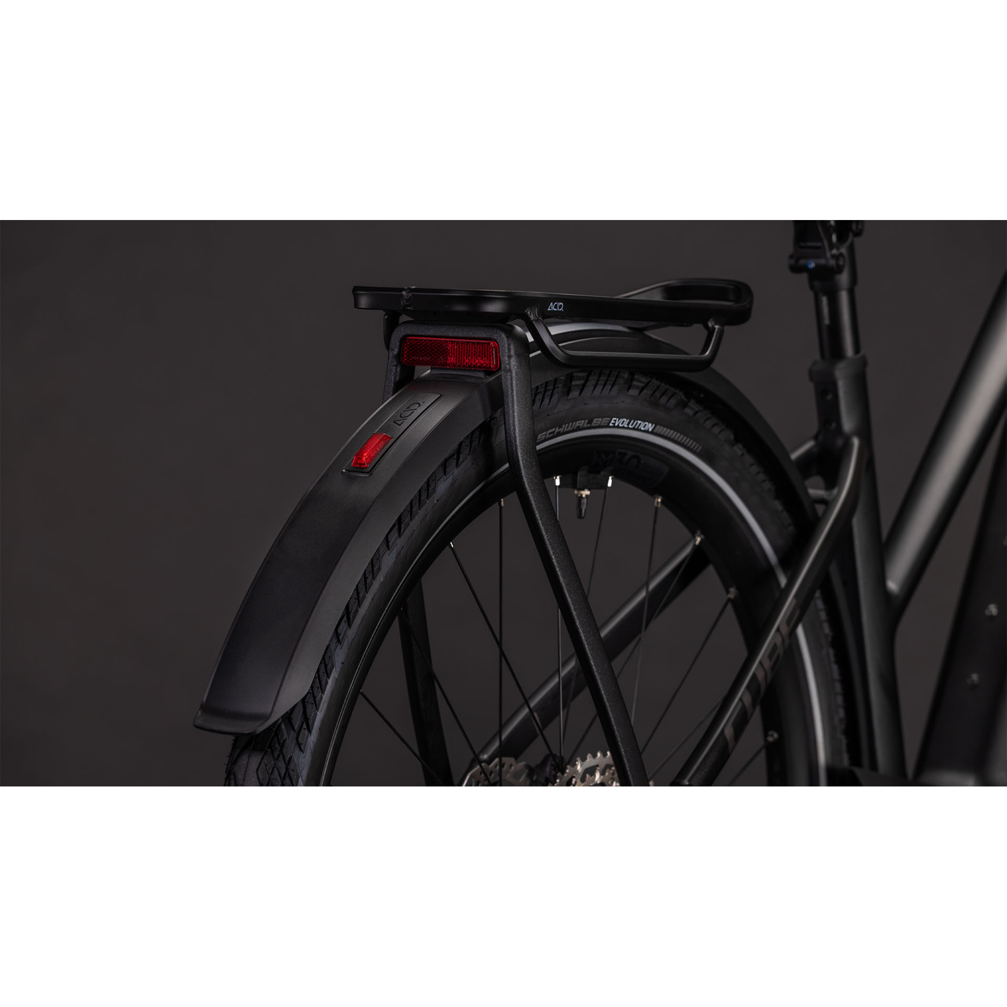 Kathmandu Hybrid SLX 800