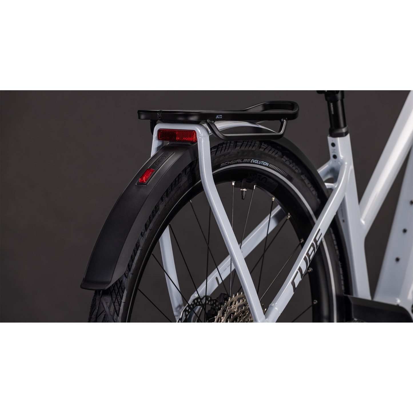 Kathmandu Hybrid SLX 800