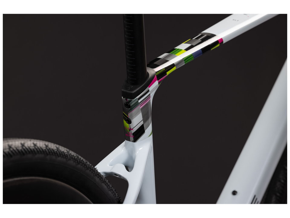 Cube Nuroad C:62 SLT glacier´n´magenta – Detail 3