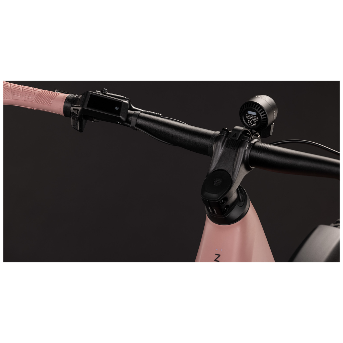 Reaction Hybrid Performance 720 FE