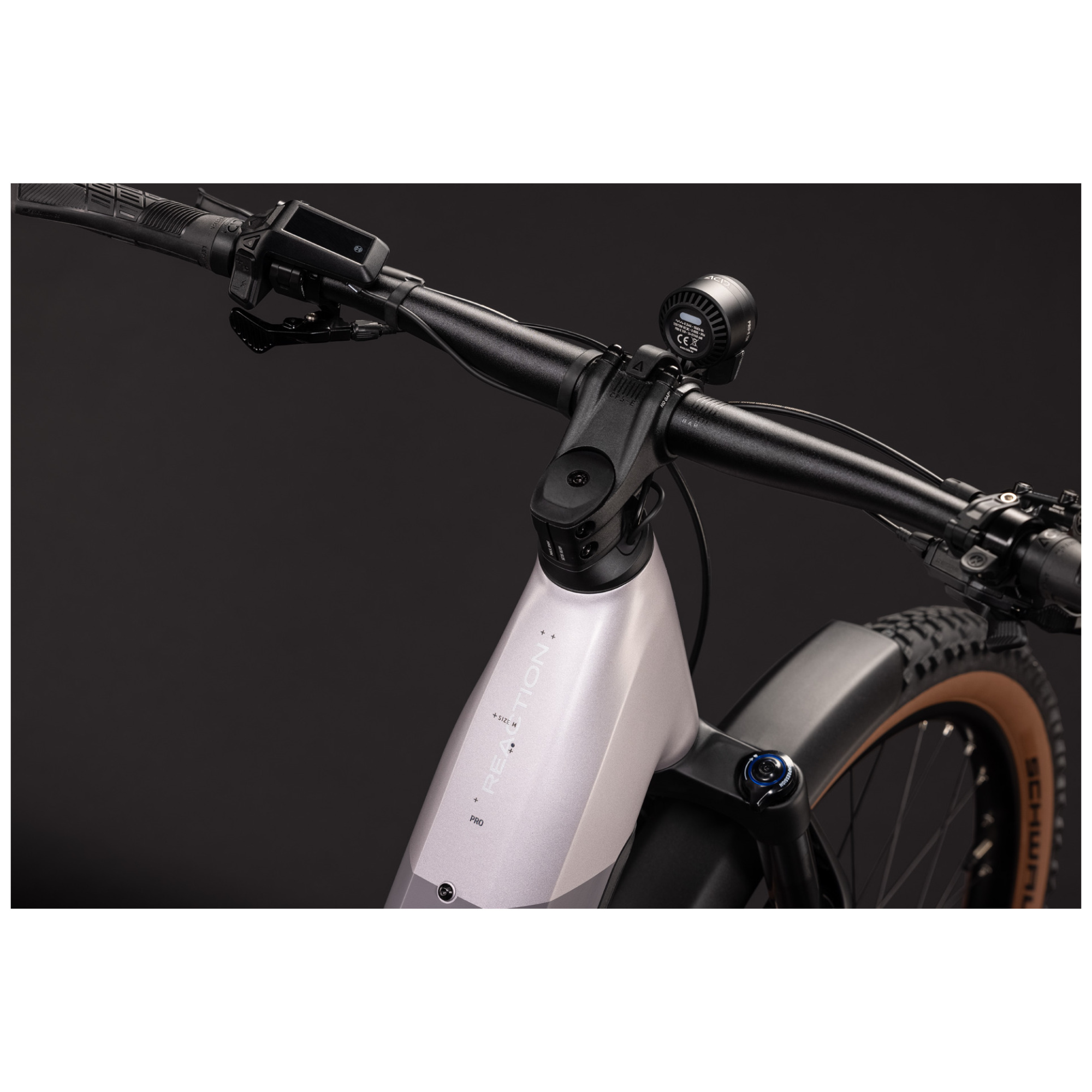 Reaction Hybrid Pro 800 FE