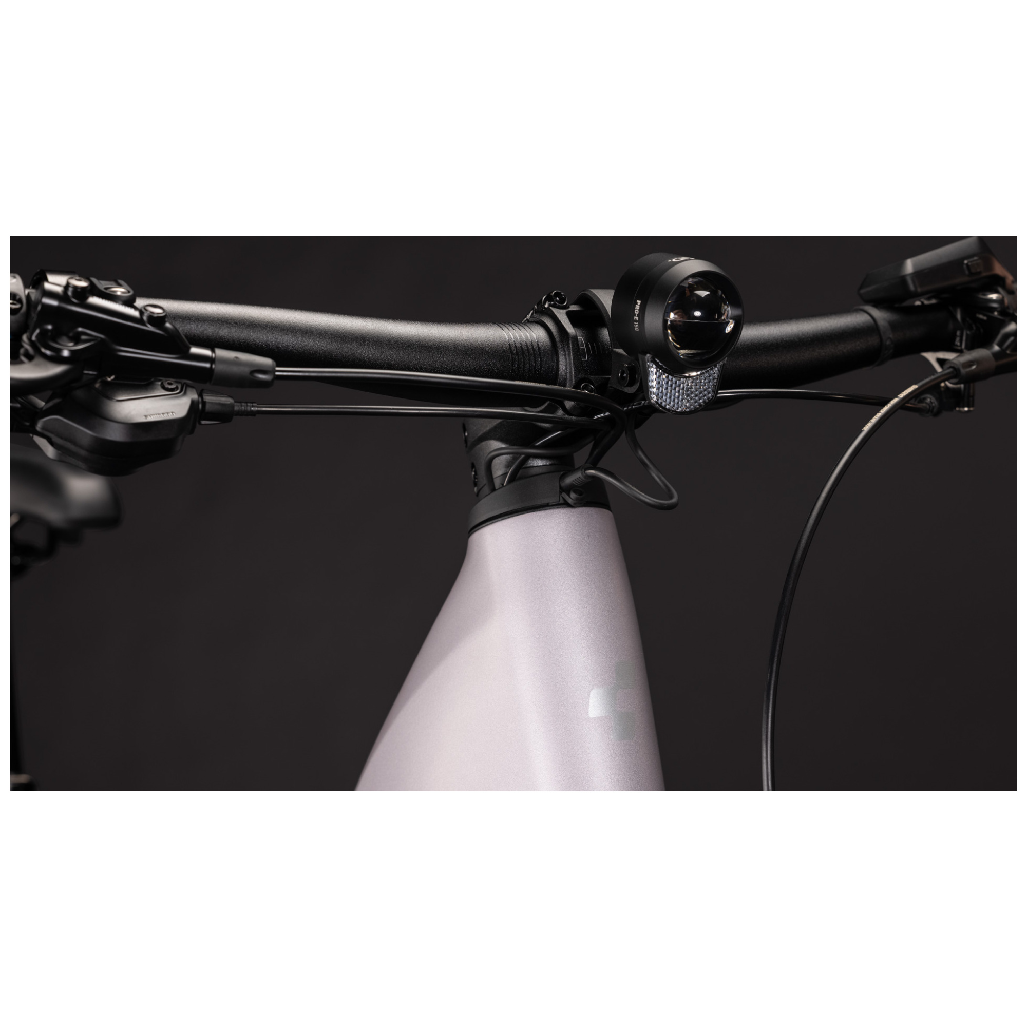Reaction Hybrid Pro 800 FE