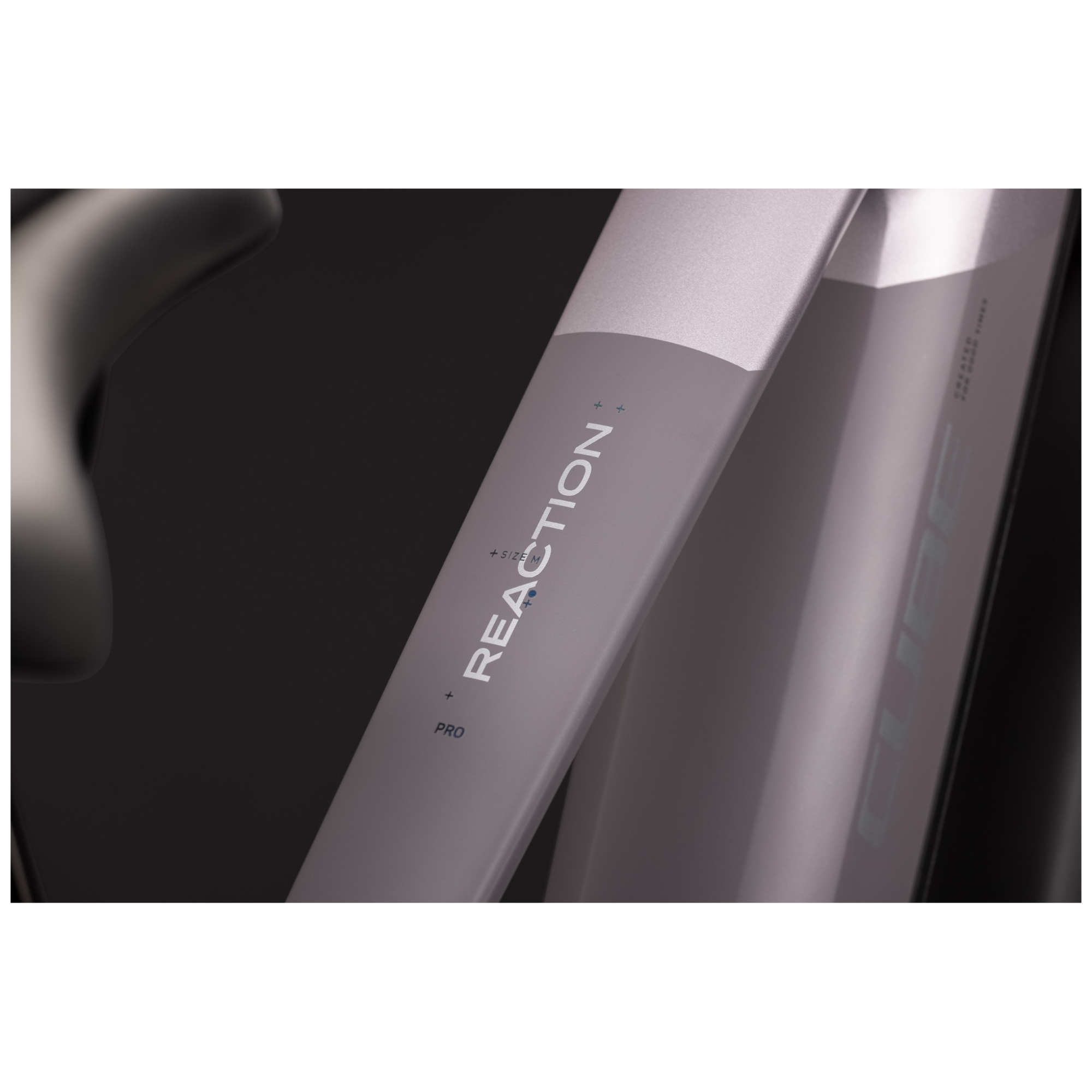Reaction Hybrid Pro 800 FE