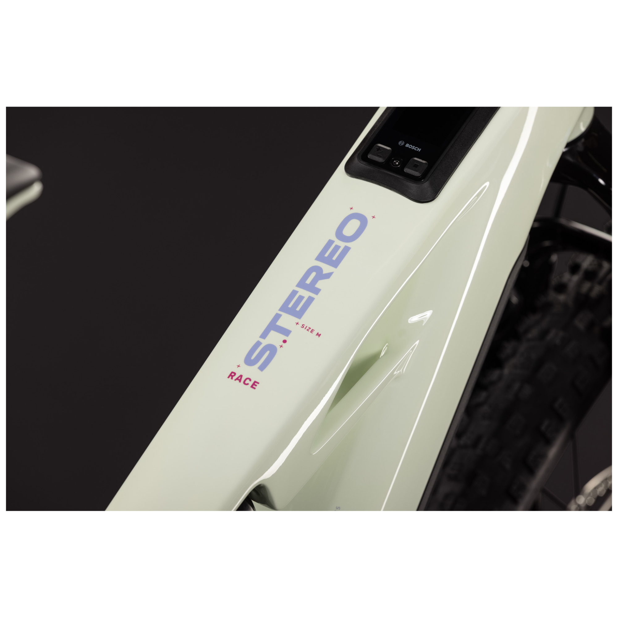 Stereo Hybrid ONE44 HPC Race 800