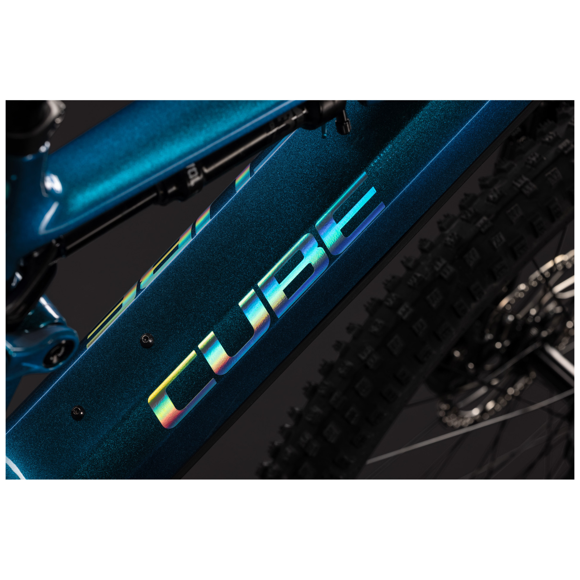 Stereo Hybrid ONE44 HPC Race 800