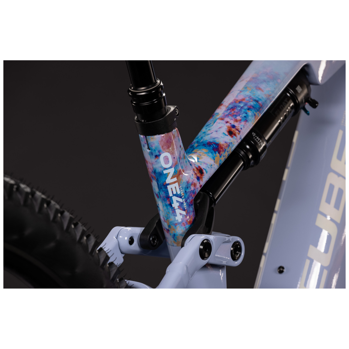 Stereo Hybrid ONE44 HPC SLX Evo 800