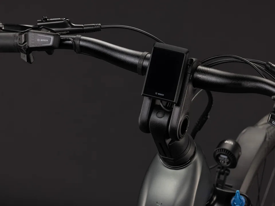 Cube Kathmandu Hybrid Deluxe Pro 800 blackforest´n´chrome – Ansicht 3