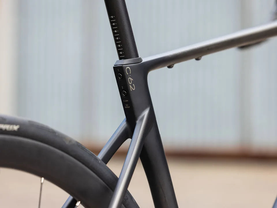 Cube Attain C:62 Race carbon´n´coalchrome – Ansicht 3